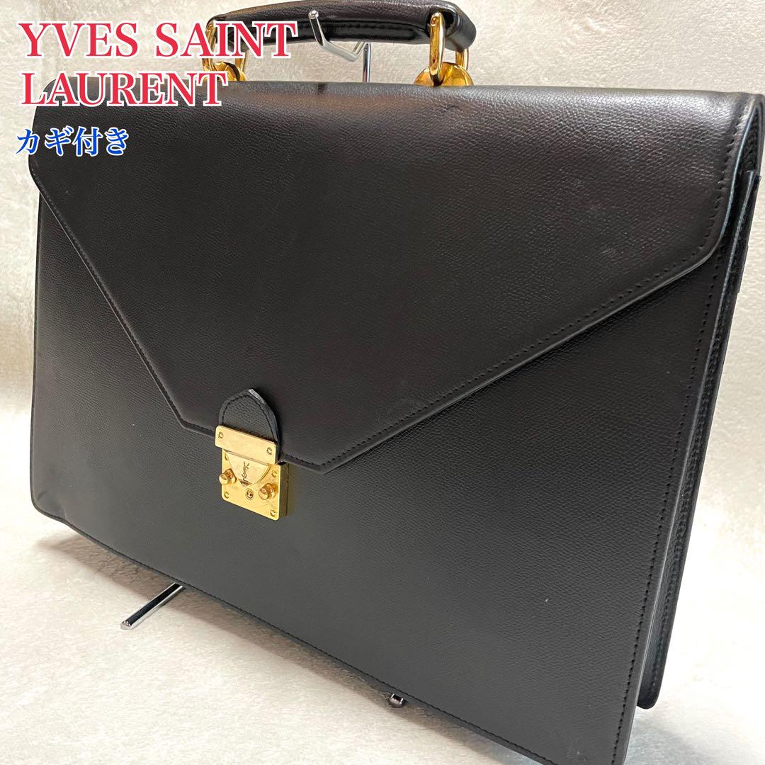 【美品】 イヴサンローラン ビジネスバッグ ブリーフケース 鍵付き A4 多機能