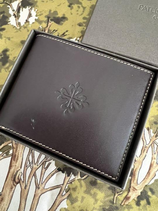 パテックフィリップ☆二つ折り財布☆新品同様品☆ノベルティ レザー
