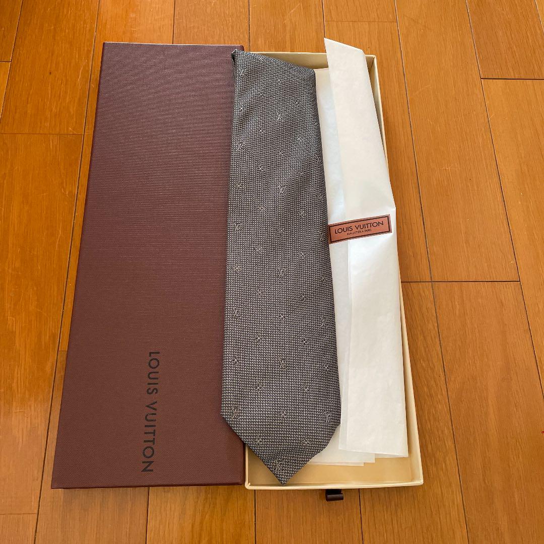 新品ルイヴィトン ネクタイ グレー
