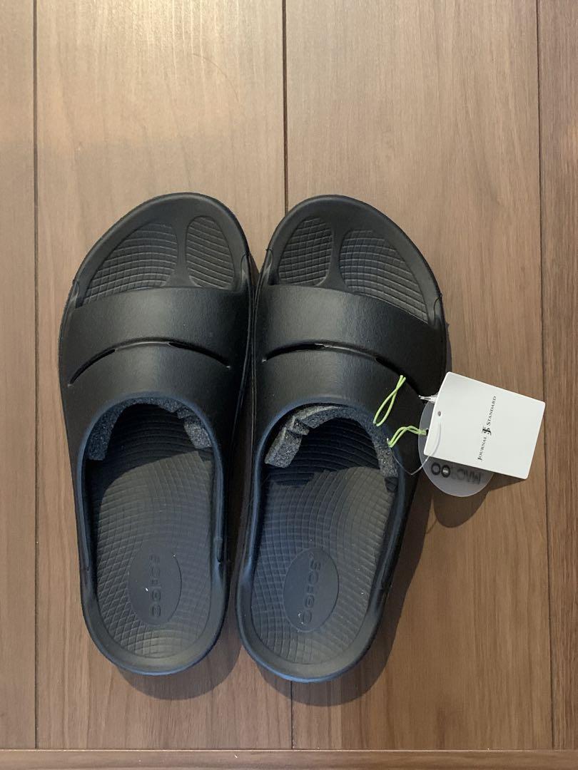 ウーフォス サンダル 新品