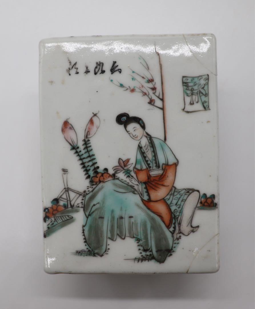 中国 清時代 浅絳彩 香合 美人 アンティーク 送料込み1225